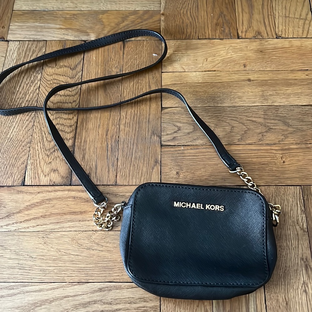 Michael Michael Kors Ginny Leather Crossbody bag